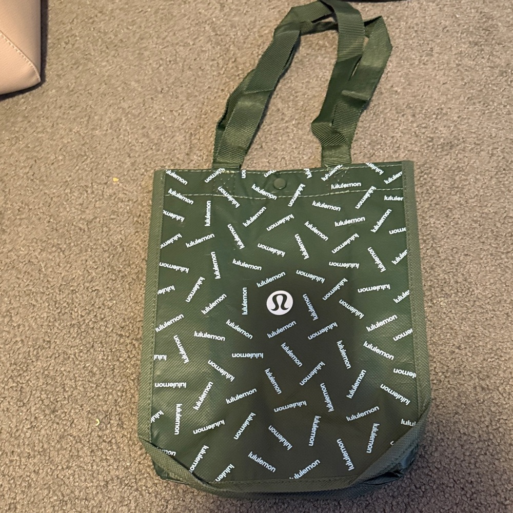 Lululemon Green Tote Bag
